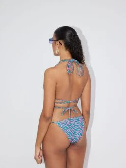 Hauts De Bikinis Triangles Triangle Hauts De Bikini Ava Femme Mélange De Couleurs -Lumiere de Bikini Boutique 0d0fedf48e8fba8e2ed30b6757f1f5a1