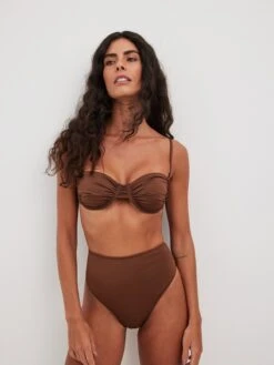 NA-KD Hauts De Bikinis Avec Armatures Balconnet Hauts De Bikini Femme Marron -Lumiere de Bikini Boutique 1ca186e1ec5cc047d189e800efaaa12b 1