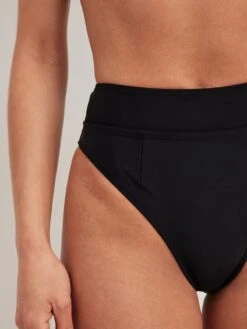 NA-KD Bas De Bikinis Bas De Bikini Femme Noir 8 NA-KD Bas De Bikinis Bas De Bikini Femme Noir -Lumiere de Bikini Boutique 214d431d68d6f7a7c2dcdd861b1859f9