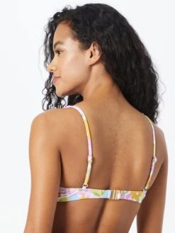 Hauts De Bikinis Avec Armatures Soutien-gorge Invisible Hauts De Bikini DAPHNE Femme Mélange De Couleurs -Lumiere de Bikini Boutique 254cfa1bf4be8473b5700d73ad340526