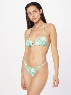 Billabong Hauts De Bikinis Triangles Triangle Hauts De Bikini FIELD DAY Femme Vert -Lumiere de Bikini Boutique 3be1c4f336edce12994c659bf0bc9b64