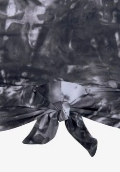 VENICE BEACH Hauts De Bikinis Col Montant Hauts De Bikini Femme Noir -Lumiere de Bikini Boutique 51631056a0e8c16fc2f676994e7785cc