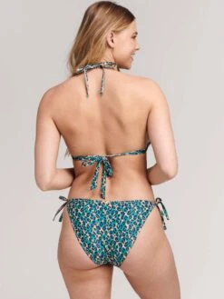 Shiwi Grands Bonnets Triangle Bikini LIZ Femme Vert / Jade / Sapin -Lumiere de Bikini Boutique 5c3a8274ade22054f4ccaf3cb8b02b14