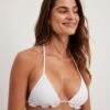 NA-KD Hauts De Bikinis Triangles Triangle Hauts De Bikini Femme Blanc -Lumiere de Bikini Boutique 5d17a82544db015603fc3134750493b6