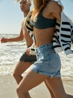 Grands Bonnets Soutien-gorge Minimiseur Hauts De Bikini Mariel Femme Vert -Lumiere de Bikini Boutique 60a7cdd11c69ae58fbe3ed8a5b892ba1