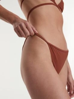 EDITED Bas De Bikinis Bas De Bikini Elia Femme Rouille -Lumiere de Bikini Boutique 6b0954fec53860907fed08dee5b3bf41