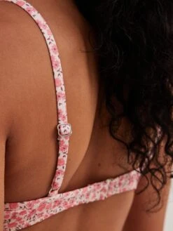 NA-KD Hauts De Bikinis Avec Armatures Soutien-gorge Invisible Hauts De Bikini Femme Rose / Rose Foncé -Lumiere de Bikini Boutique 74dc742023cff3532c3bea1a59d317fa