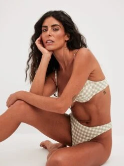 NA-KD Hauts De Bikinis Avec Armatures Soutien-gorge Invisible Hauts De Bikini Femme Mastic -Lumiere de Bikini Boutique 77c3452510fbeaf085695c5973482b35