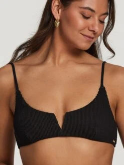 Shiwi Grands Bonnets Bikini Leah Femme Noir -Lumiere de Bikini Boutique 78fe65e7d89c97ea73632e6f5095eeb3