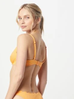 Hunkemöller Hauts De Bikinis Avec Armatures Triangle Hauts De Bikini Femme Orange / Abricot -Lumiere de Bikini Boutique 8116bc9393ac70ac8a4400b60b9ec448