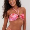 NA-KD Hauts De Bikinis Bandeaux Bandeau Hauts De Bikini Femme Rose Clair -Lumiere de Bikini Boutique 8501a0a329595a31e3d37b122611ba0d