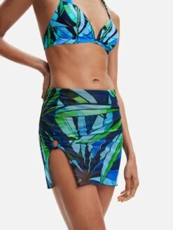 Desigual Maillots De Bain Shorts De Bain Femme Bleu / Bleu Marine / Bleu Clair -Lumiere de Bikini Boutique a61ecbaed86dd2289122604ba583a75d