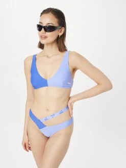 Puma Hauts De Bikinis Bustiers Bustier Hauts De Bikini Femme Bleu Ciel / Bleu Clair -Lumiere de Bikini Boutique adea32f0e7b7bc0bc43d0d1dbd239cbd