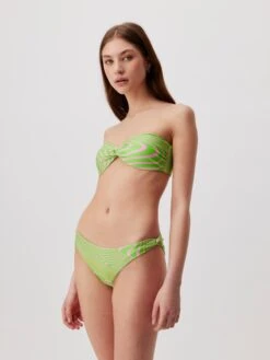 Grands Bonnets Soutien-gorge Invisible Hauts De Bikini Madlen Femme Vert Clair -Lumiere de Bikini Boutique b51a3e350638d0d5501023dc86cf2b22