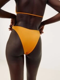 Grands Bonnets Triangle Bikini Lani Femme Orange -Lumiere de Bikini Boutique b648b171d068f1d46097e8fe732a0714