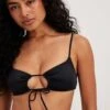NA-KD Hauts De Bikinis Col Montant Hauts De Bikini Femme Noir