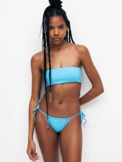 PULL & BEAR Hauts De Bikinis Bandeaux Bandeau Hauts De Bikini Femme Bleu Ciel -Lumiere de Bikini Boutique e6762a964ba0d06f1b27f58d1502170c